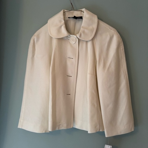 Briggs New York Jackets & Blazers - NWT Briggs New York Women’s Petite Size 6 Ivory Button up Blazer